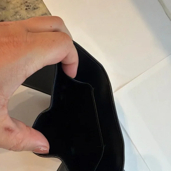 Prada Milano Black Vitello Leather Envelope Tri-Fold Wallet Made in Italy - Picture 8 of 9